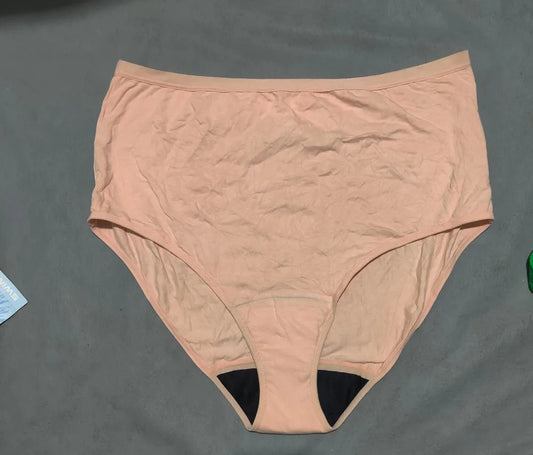 Battewa Women Cream Underwear – Preloved Labels (view 2)