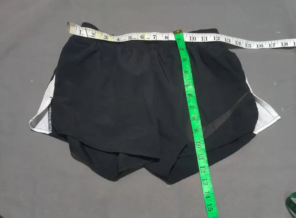 Nike Dri Fit Women Black Sport Short – Preloved Labels (view 4)
