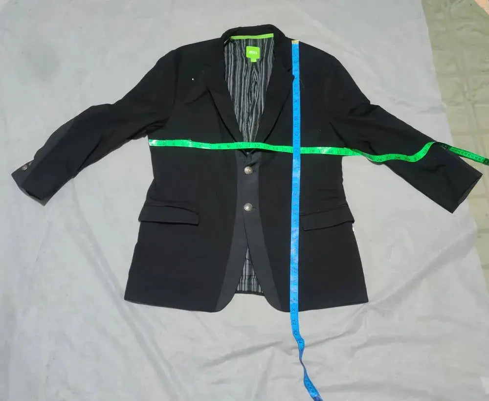 Hugo Boss  Men Cotton Black Coat M – Preloved Labels (view 4)