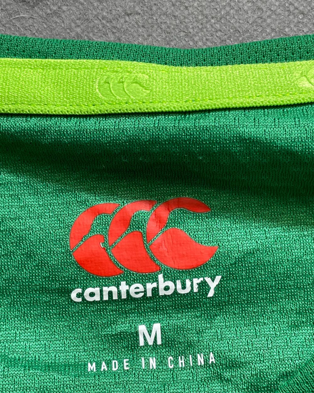 Canterbury Green Sport For Women T Shirt Medium - Preloved Labels