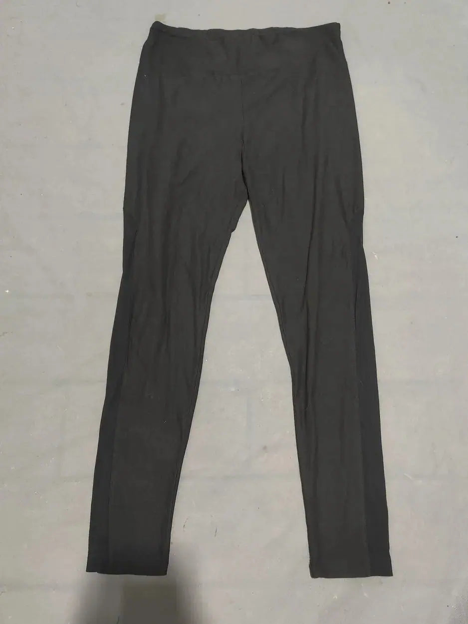 No Boundaries Women Black Sport Tights – Preloved Labels (view 2)