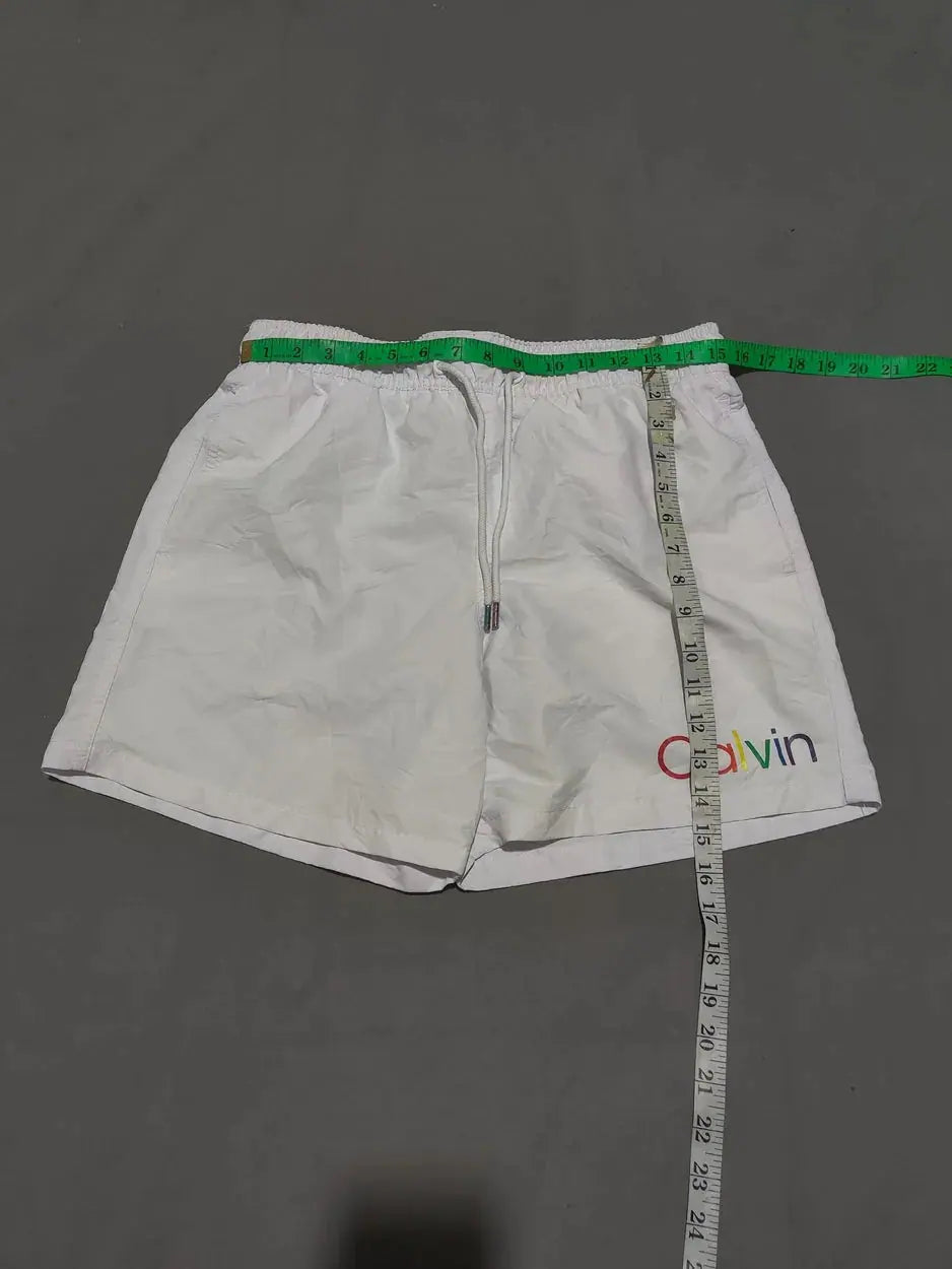 Calvin Klein Women White Sport Short – Preloved Labels (view 4)