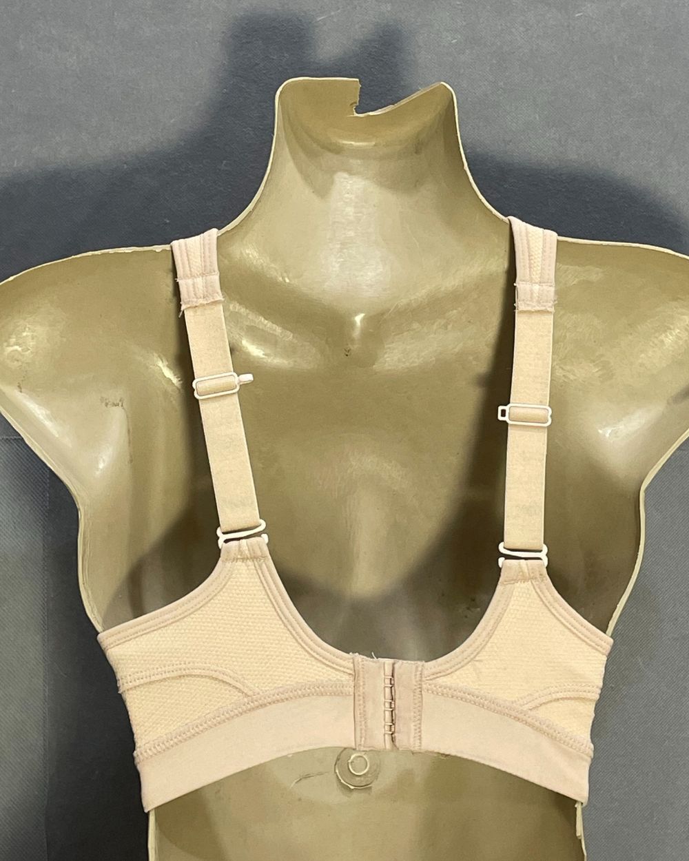 Champion Cream Bra For Women Large - Preloved Labels