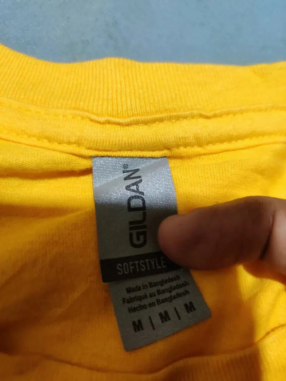 Gildan Men Cotton Yellow T Shirt M – Preloved Labels (view 3)