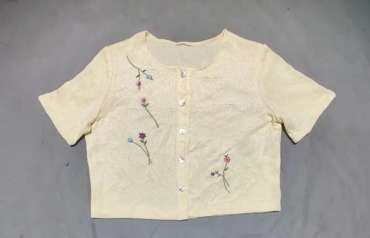 Preloved Women Polyester Cream Sweater M – Preloved Labels (view 2)