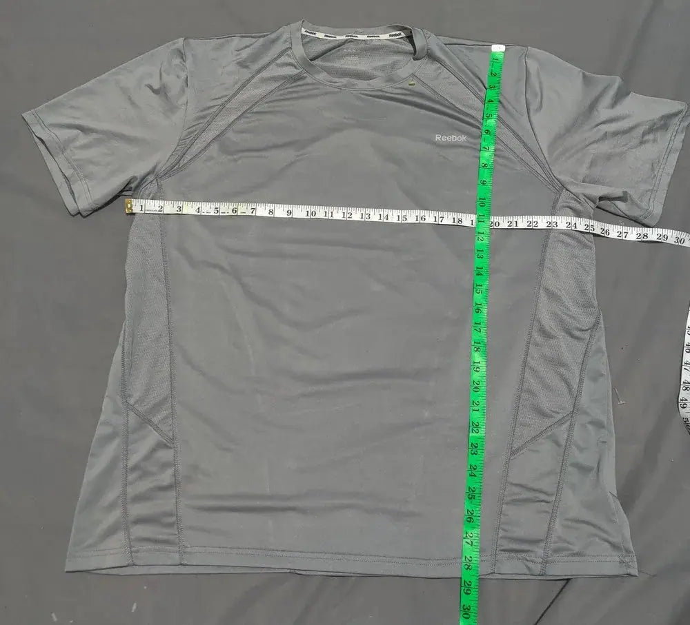 Reebok Men Sport Gray T Shirt – Preloved Labels (view 4)