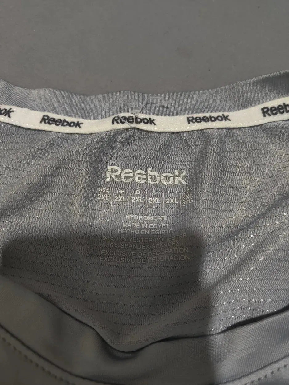 Reebok Men Sport Gray T Shirt – Preloved Labels (view 3)