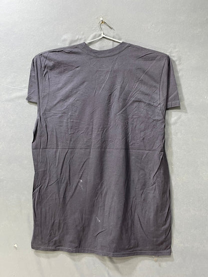 Disneyland Gray Cotton T Shirt For Men L - Preloved Labels