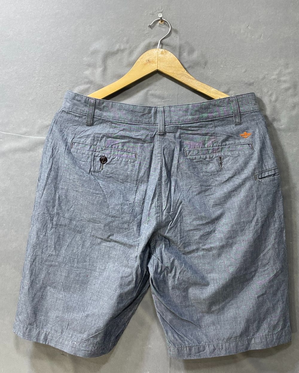 Dockers Gray Cotton Short For Men M - Preloved Labels