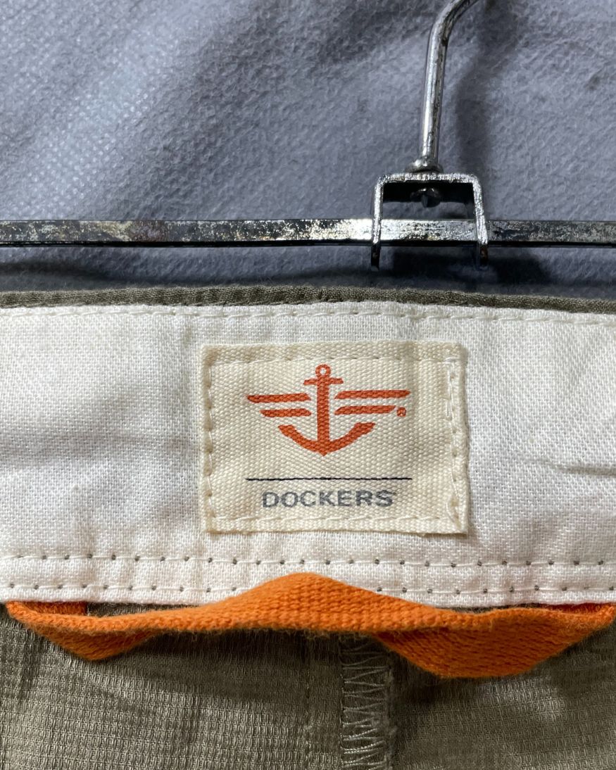 Dockers Gray Cotton Short For Men X Large - Preloved Labels