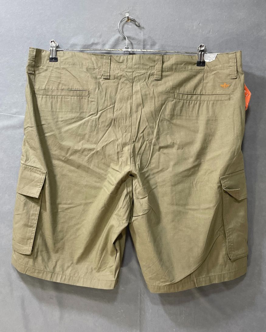 Dockers Gray Cotton Short For Men X Large - Preloved Labels
