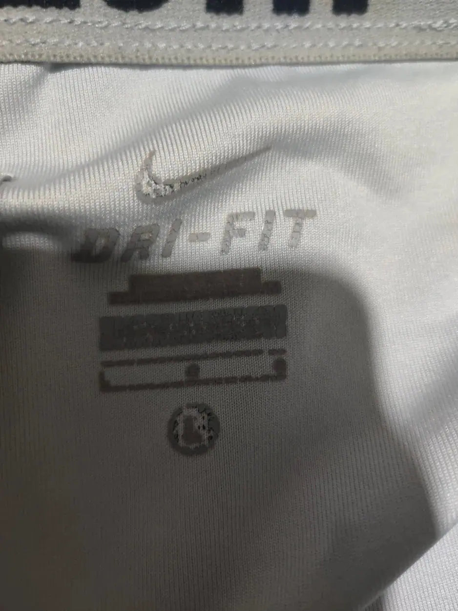 Nike Dri Fit Women Black Sport Short – Preloved Labels (view 3)