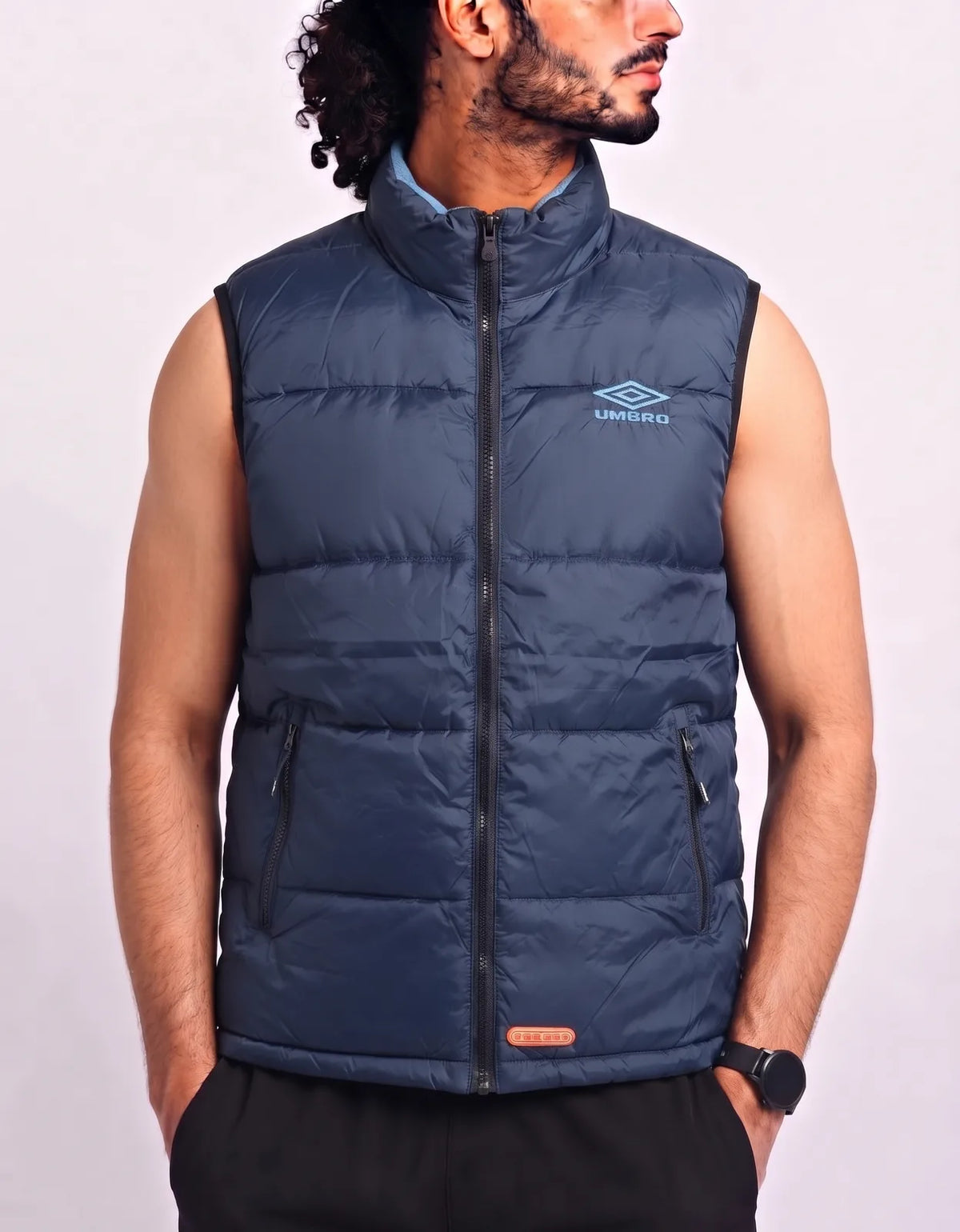 Umbro Men Polyester Navy Blue Puffer Vest Jacket L