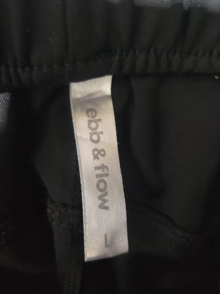 Ebb & Flow Women Black Sport Trouser - Preloved Ladies Trousers Pakistan - Summer Polyester - Size 30 to 32 - Photo 2