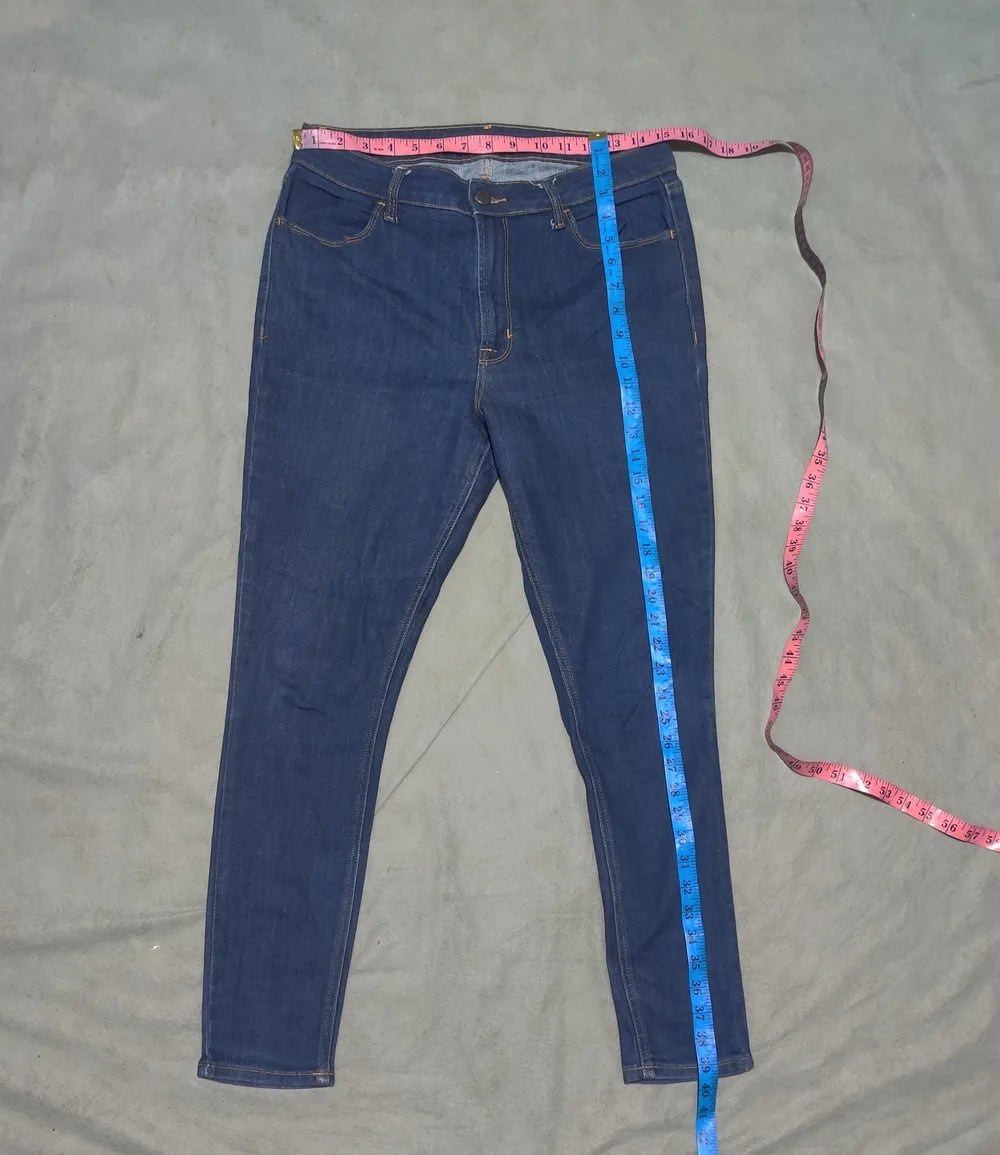 Old Navy Women Cotton Blue Jeans M - additional view 4