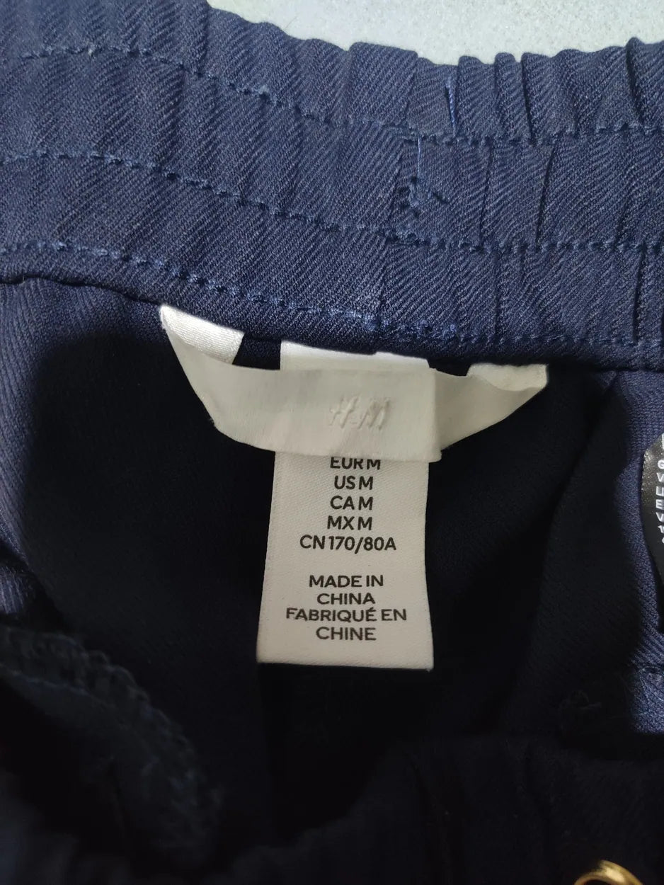 H&M Women Navy Sport Trouser - Preloved Ladies Trousers Pakistan - Summer Polyester - Size 30 to 32 - Photo 2