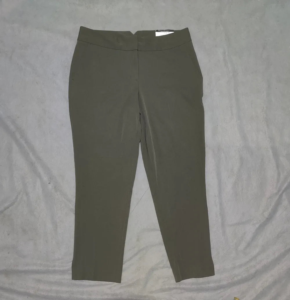 Lee Women Cotton Olive Chinos M - additional view 3