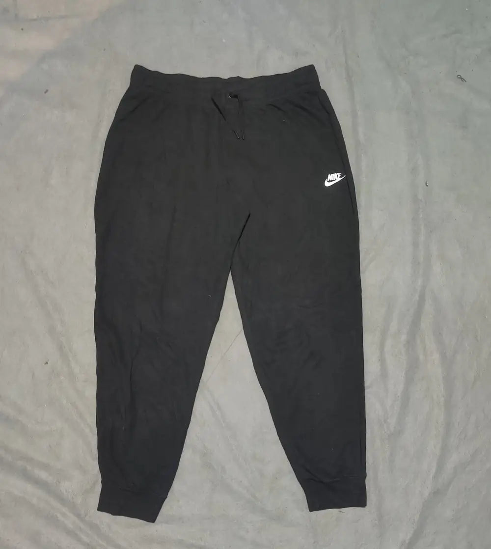 Nike Men Polyester Black Winter Trousers L - additional view 3