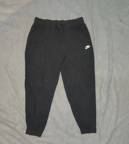 Nike Men Polyester Black Winter Trousers L - additional view 3
