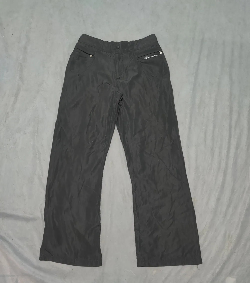 Champion Women Black Sport Trouser - Preloved Ladies Trousers Pakistan - Summer Polyester - Size 28 to 30 - Photo 3