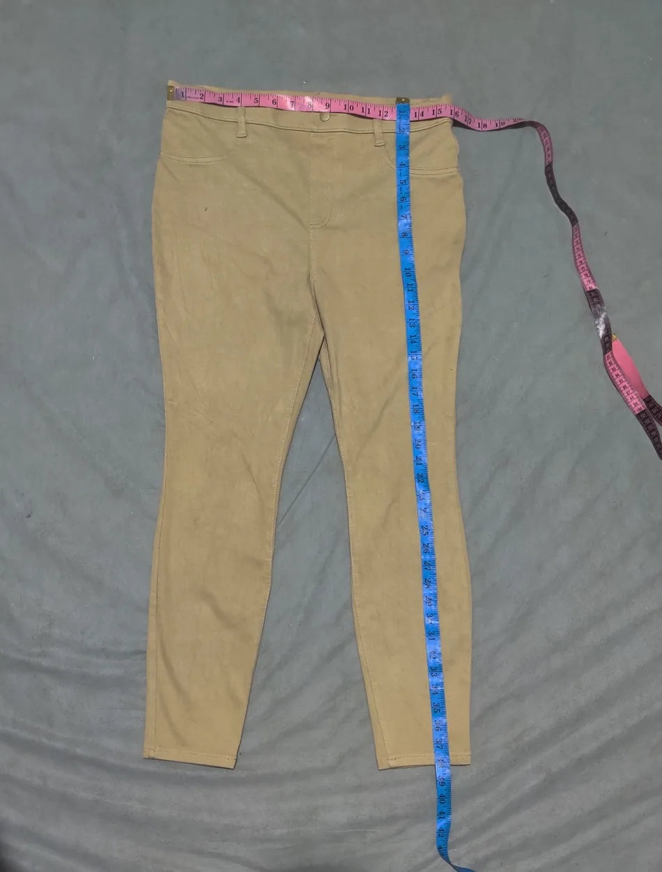 Time And Tru Women Cotton Khaki Jeans L - additional view 4
