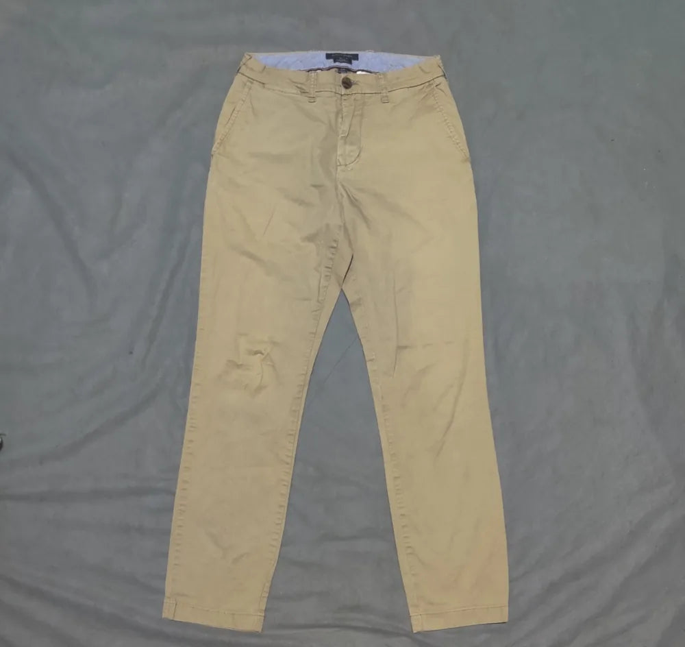 Tommy Hilfiger Women Cotton Beige Chinos M - additional view 4