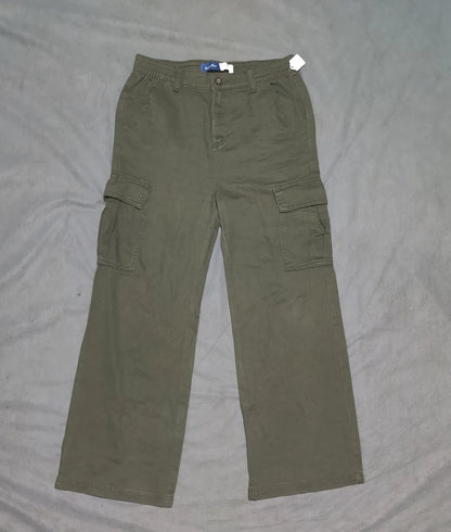 Old Navy Women Cotton Olive Cargo Pants M - additional view 3