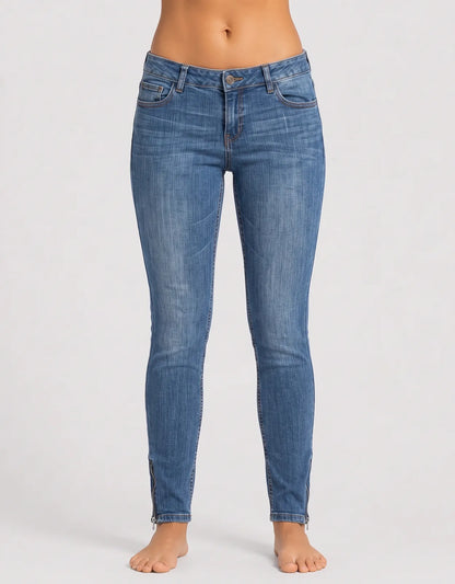 Aeropostale Women Cotton Blue Jeans M