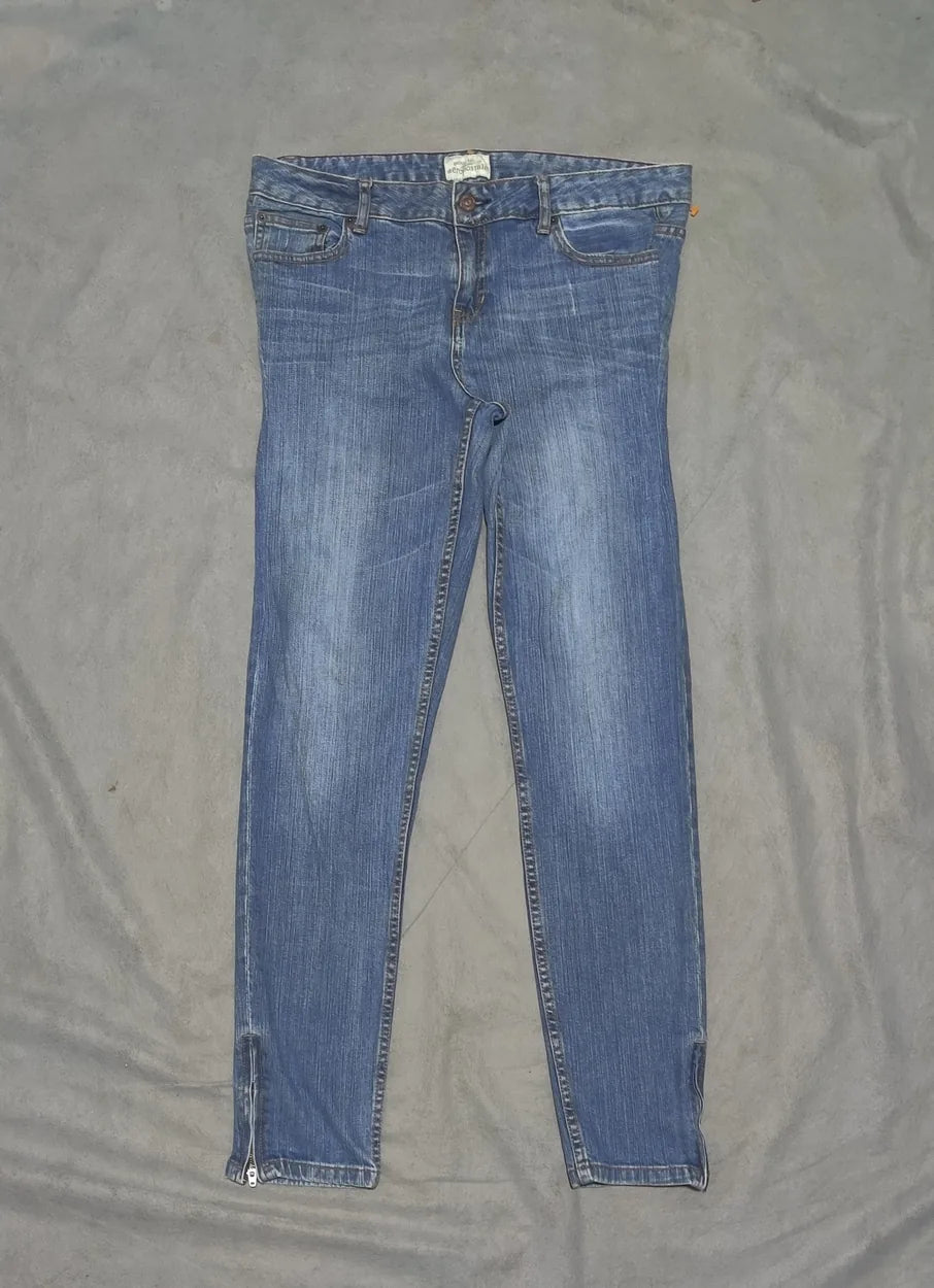 Aeropostale Women Cotton Blue Jeans M - additional view 3