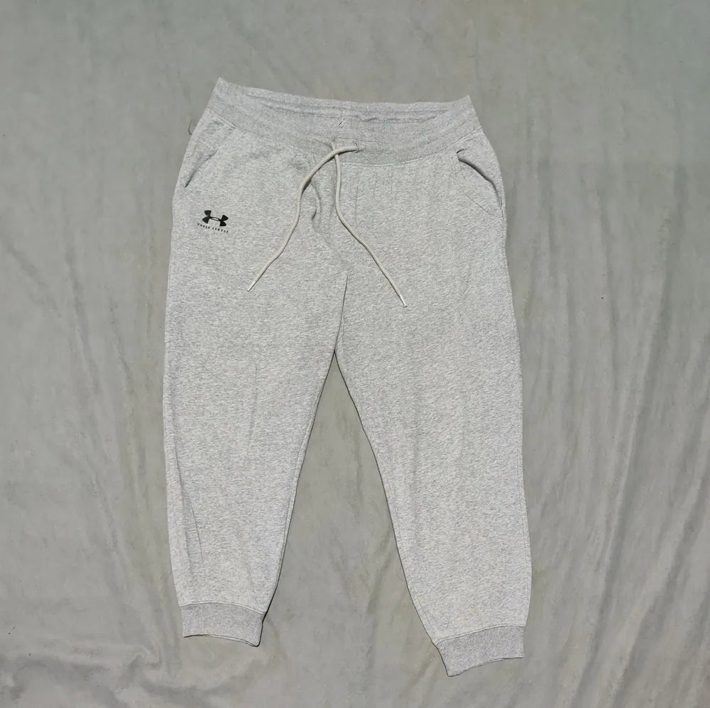 Under Armour Women Gray Winter Trouser - Preloved Ladies Trousers Pakistan - Winter Cotton - Size 34 to 36 - Photo 3