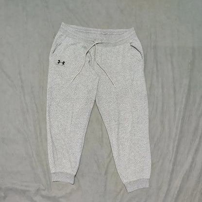 Under Armour Women Gray Winter Trouser - Preloved Ladies Trousers Pakistan - Winter Cotton - Size 34 to 36 - Photo 3