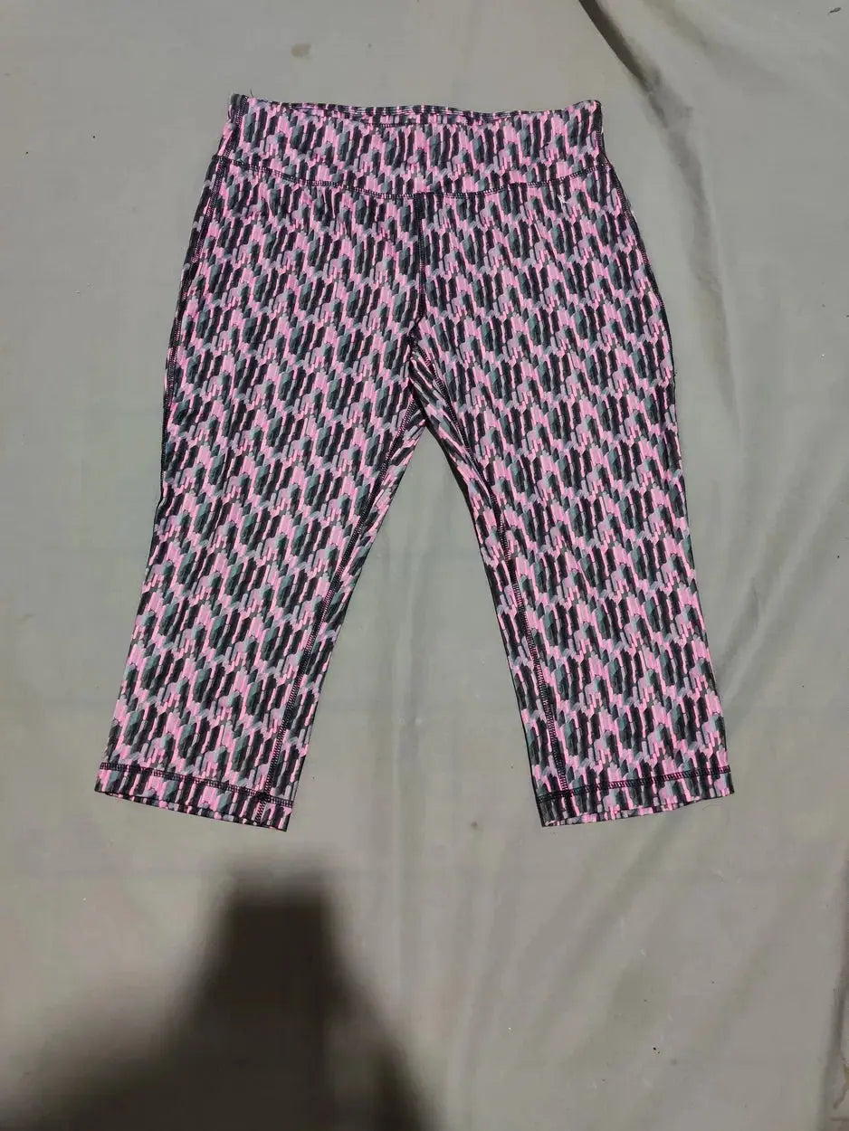 Danskin Women Pink Sport Tights – Preloved Labels (view 2)