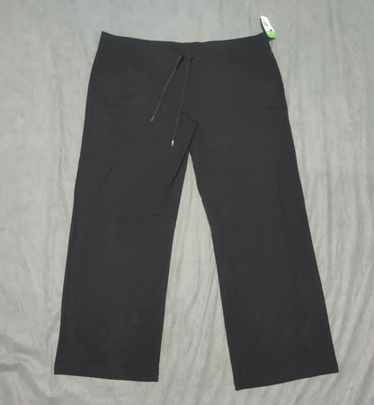Athletic Works Women Black Sport Trouser - Preloved Ladies Trousers Pakistan - Summer Polyester - Size 36 to 38 - Photo 3