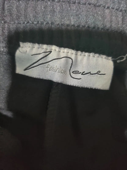 Veve Fashion Works Women Black Sport Trouser - Preloved Ladies Trousers Pakistan - Summer Polyester - Size 24 to 26 - Photo 2