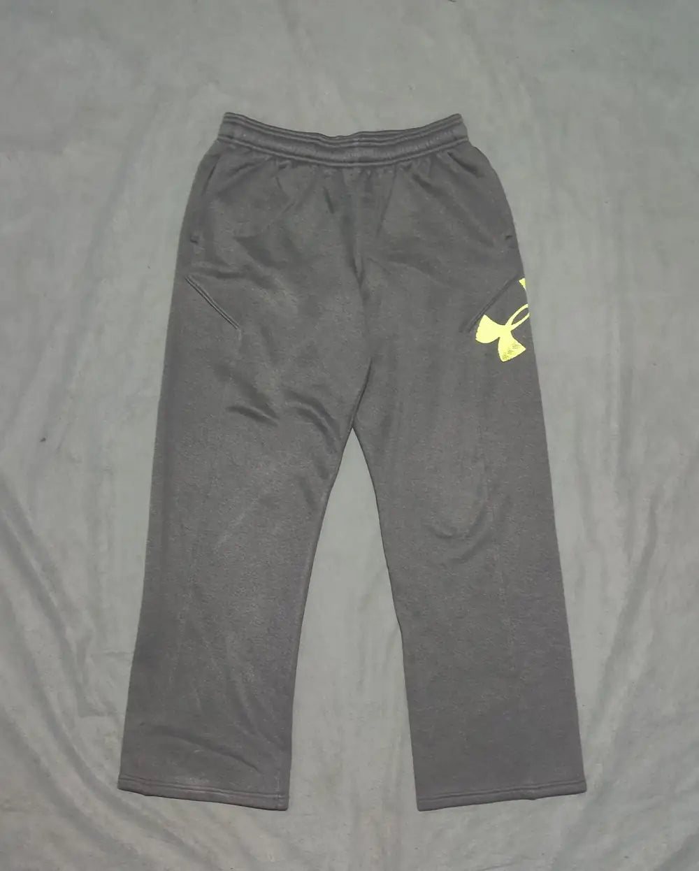 Under Armour Men Sports Polyester Charcoal Trackpants L - additional view 3