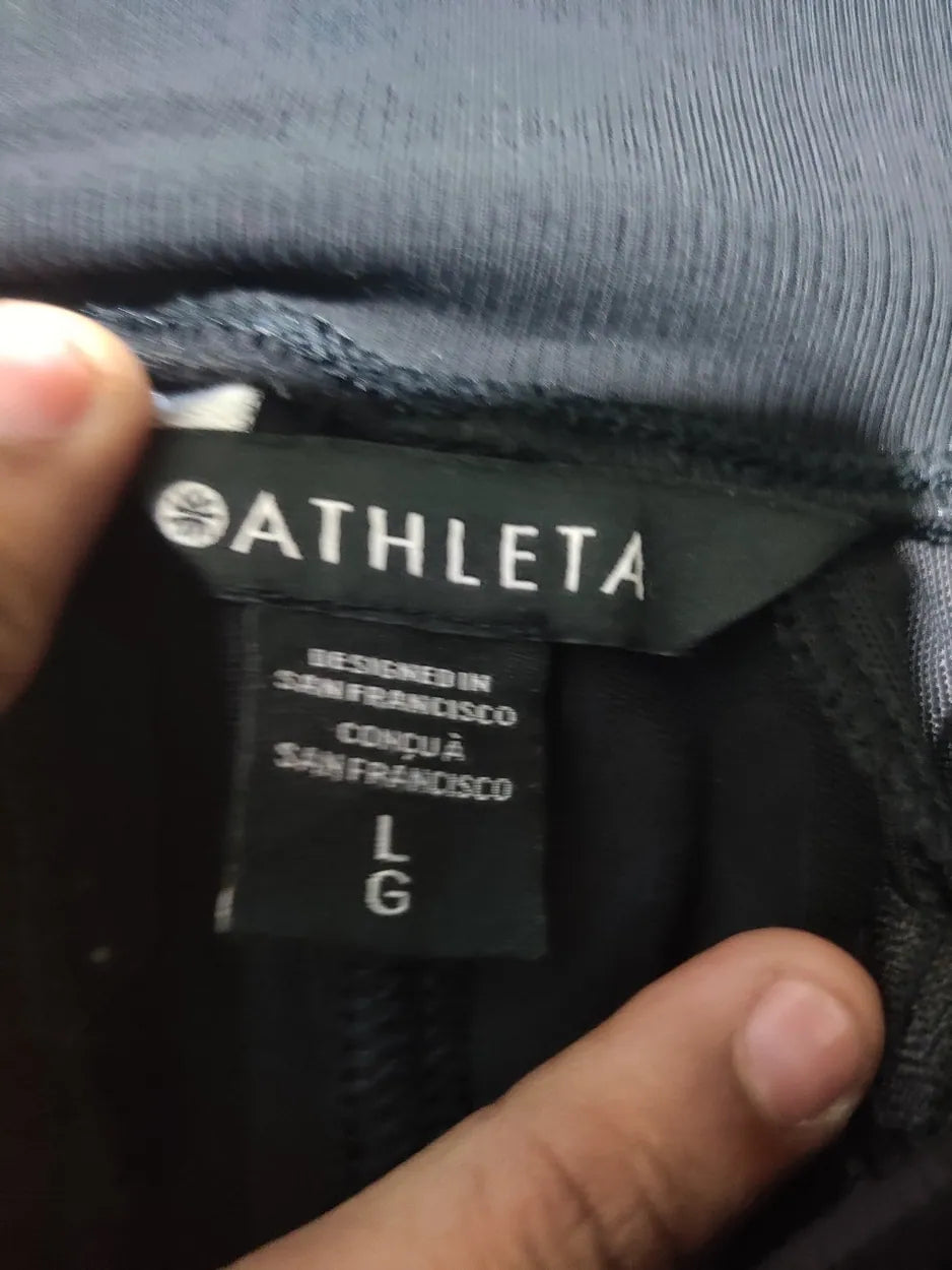 Athleta Women Black Sport Trouser - Preloved Ladies Trousers Pakistan - Summer Polyester - Size 30 to 32 - Photo 2
