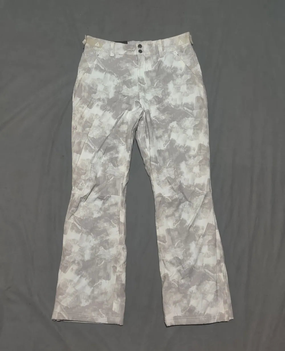Gerry Women Gray Sport Trouser - Preloved Ladies Trousers Pakistan - Summer Polyester - Size 30 to 32 - Photo 3