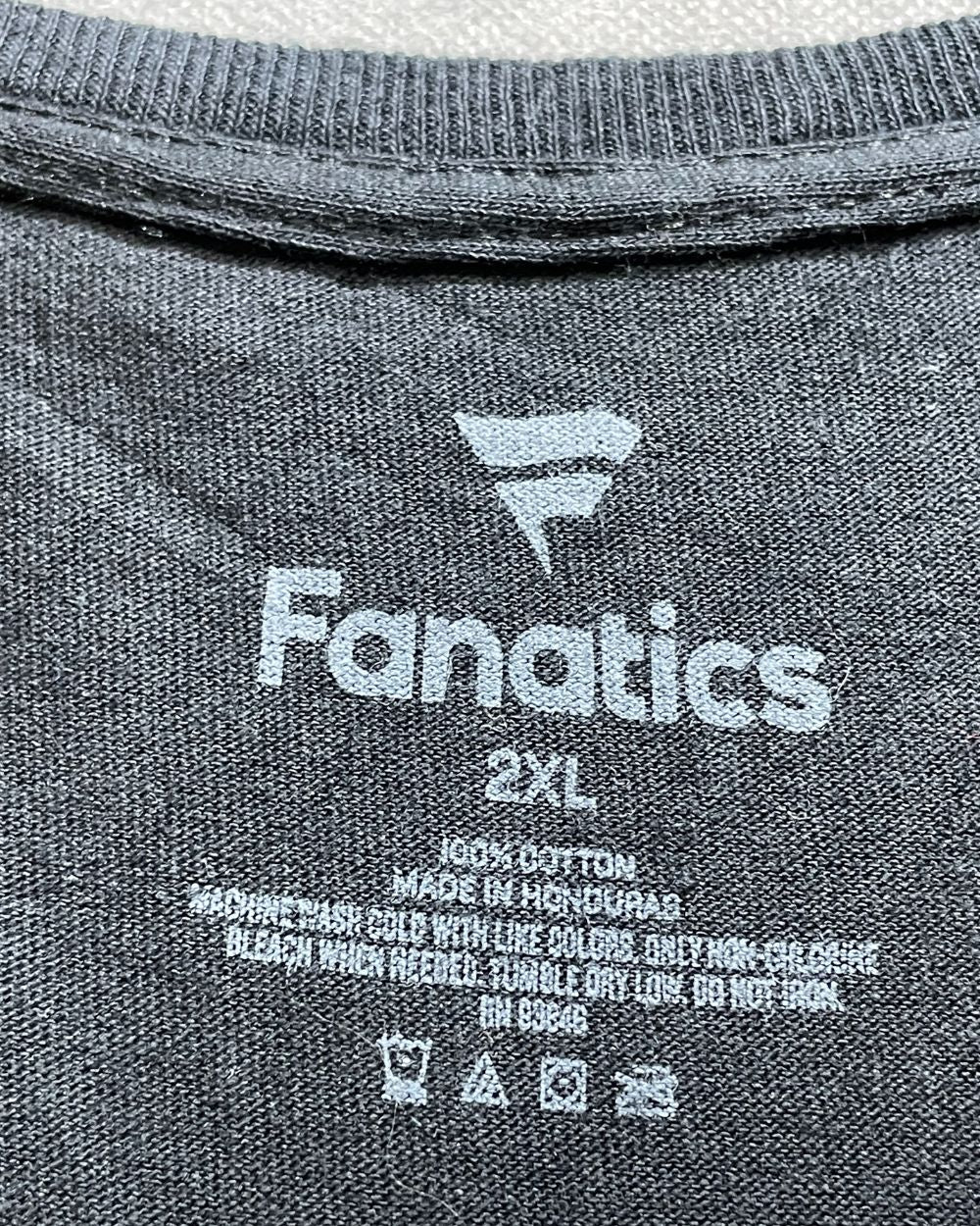 Fanatics Black Cotton For Women T Shirt XXL - Preloved Labels