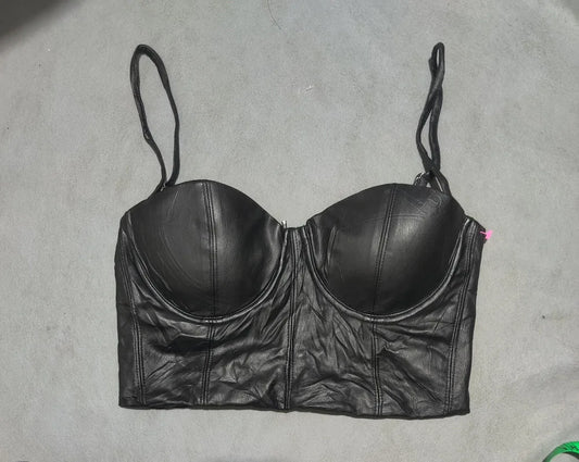 Fashion Nova Women Black Sport Bra S – Preloved Labels (view 2)