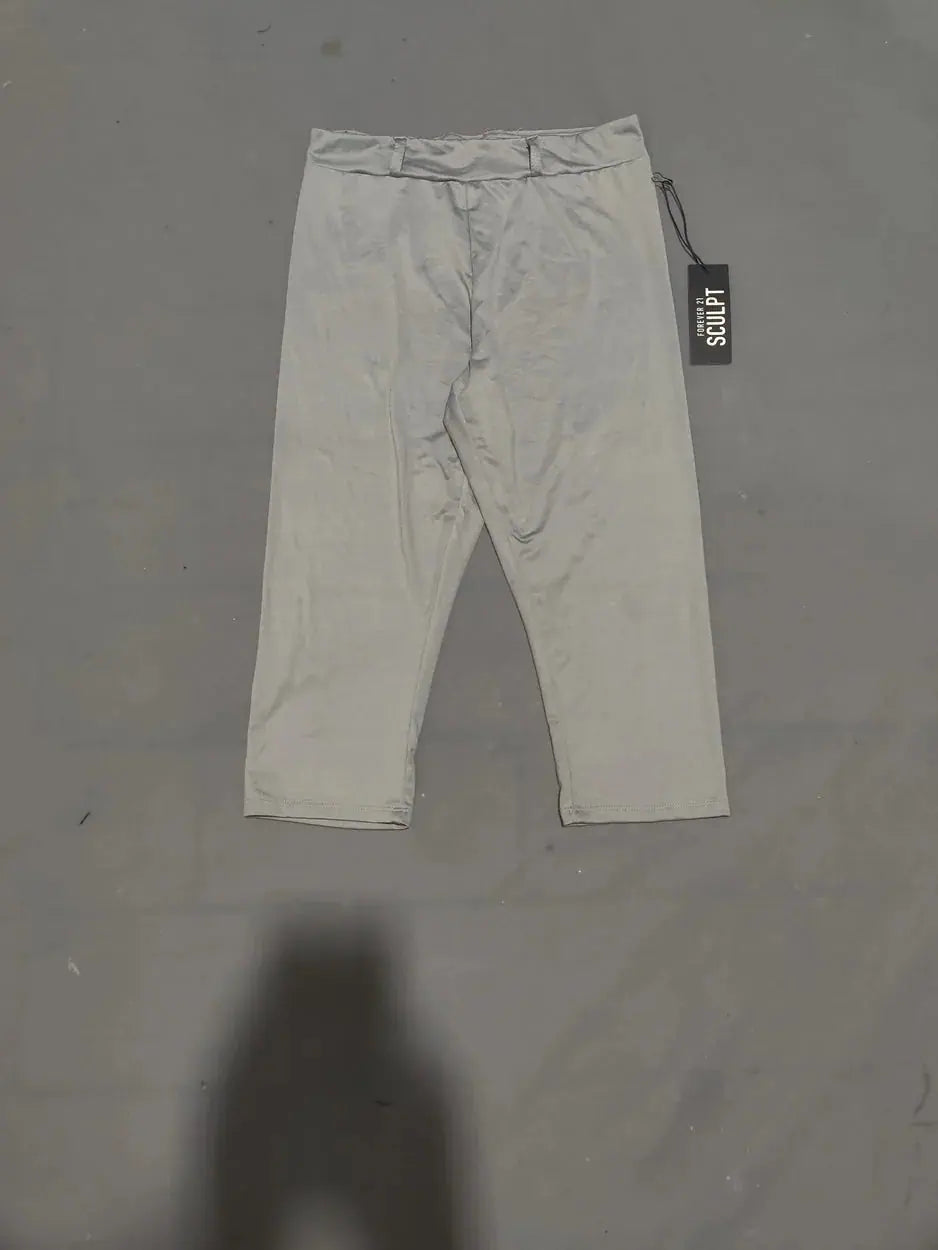 Forever 21 Women Gray Sport Tights – Preloved Labels (view 2)