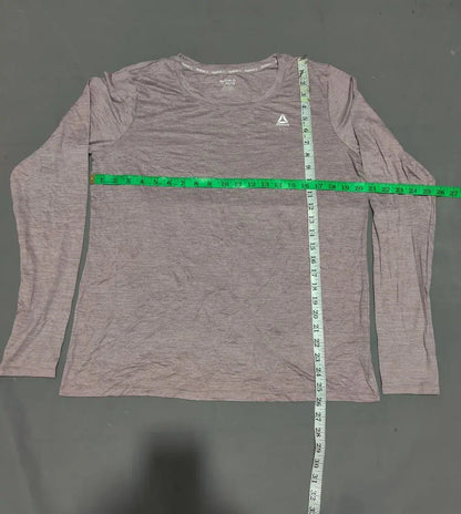 Reebok Women Maroon Sport T Shirt – Preloved Labels (view 4)