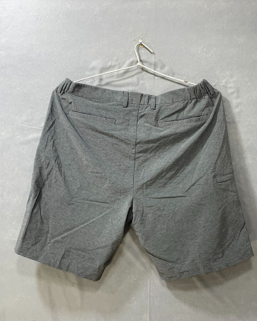 Greg Norman Gray Cotton Short For Men L - Preloved Labels