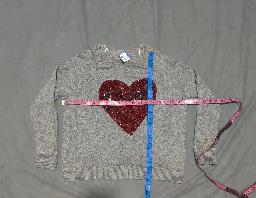 H&M Women Polyester Gray Red Sweater S – Preloved Labels (view 3)