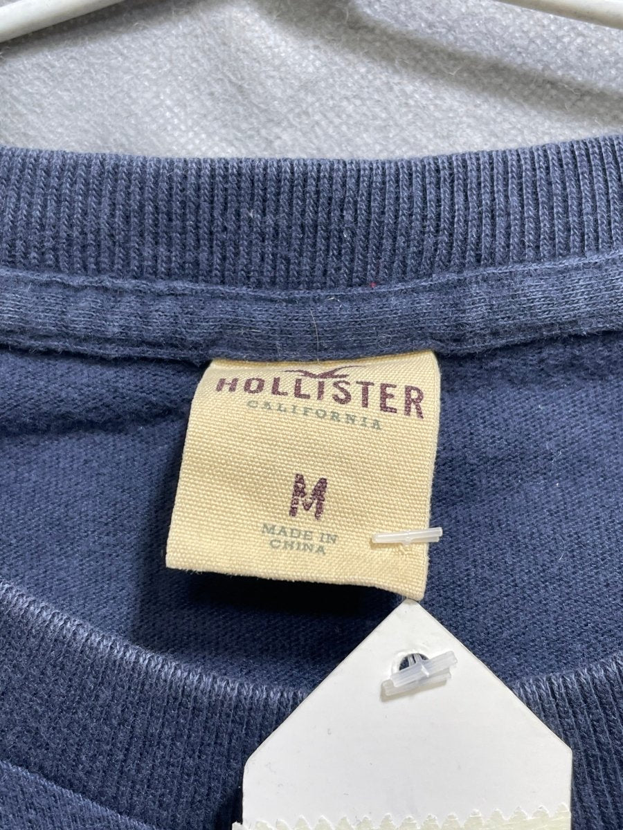 Hollister Blue Cotton T Shirt For Men M - Preloved Labels