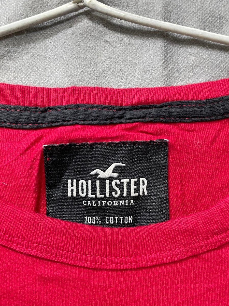 Hollister Red Cotton T Shirt For Men XL - Preloved Labels