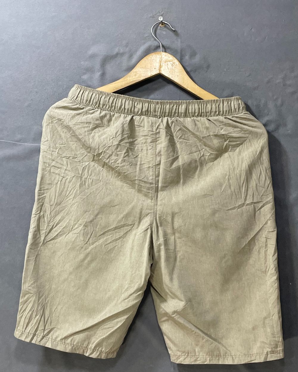Hurley Cream Cotton Short For Men M - Preloved Labels