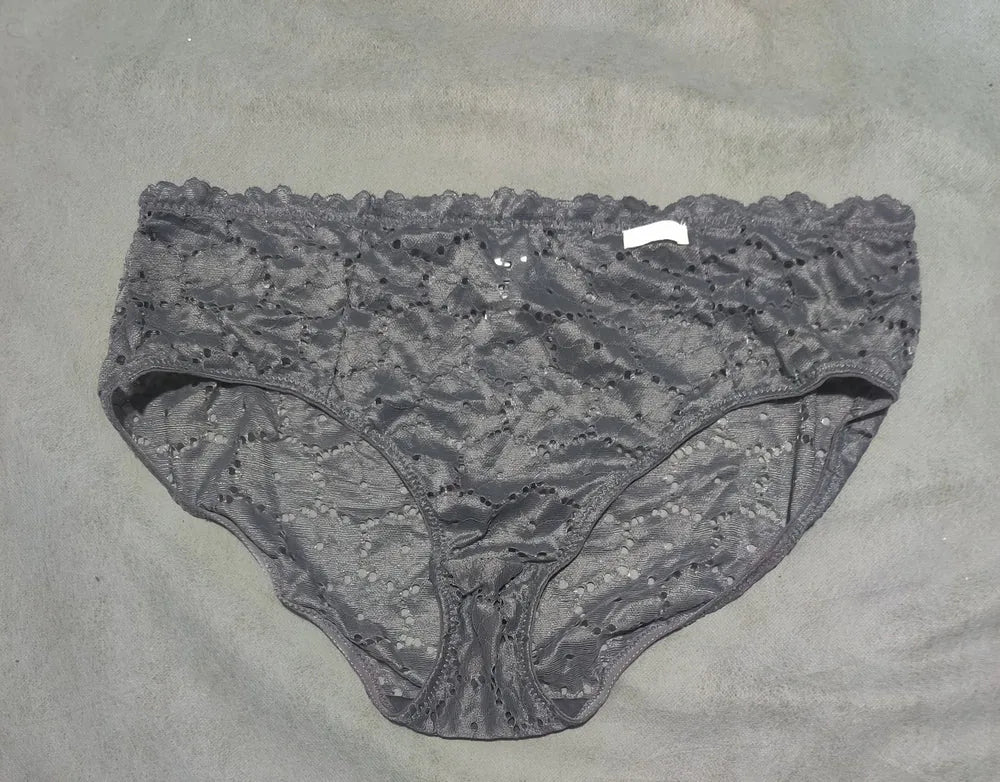 Kensie Women Gray Underwear – Preloved Labels (view 2)
