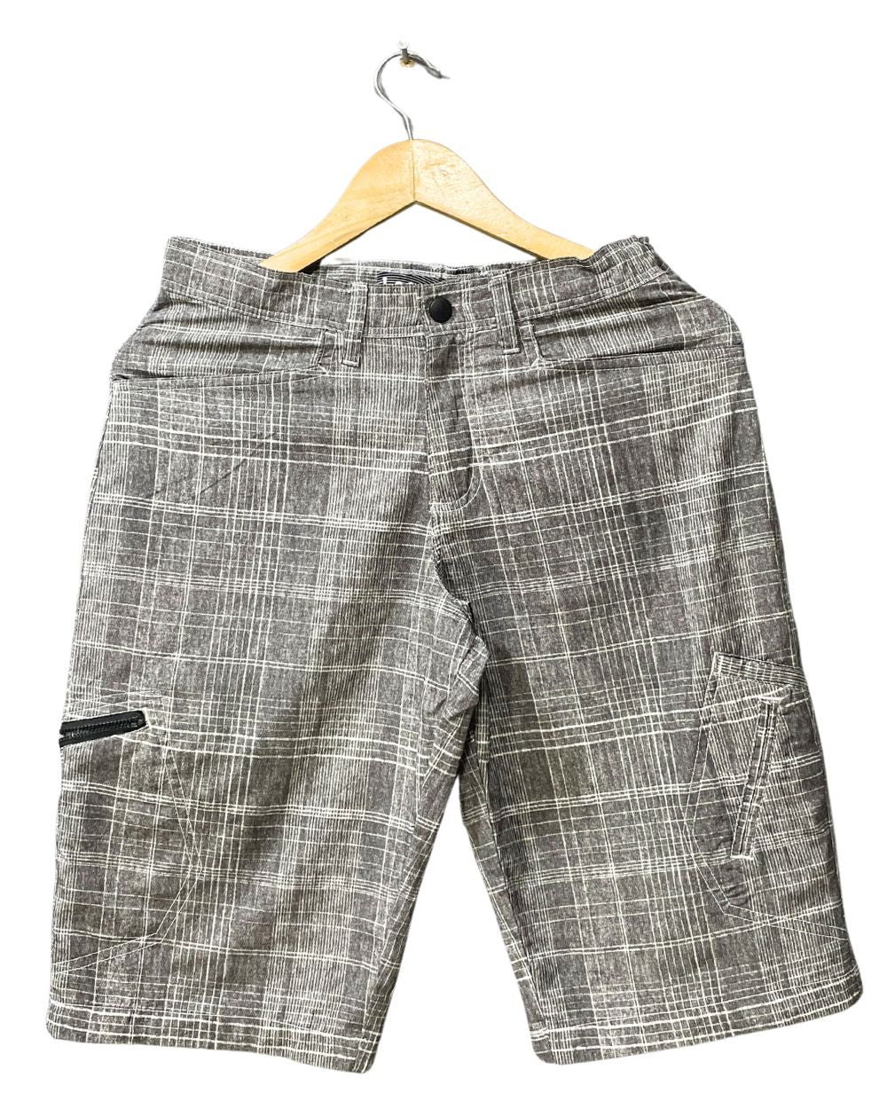 Lee Gray Polyester Short For Men XS - Preloved Labels