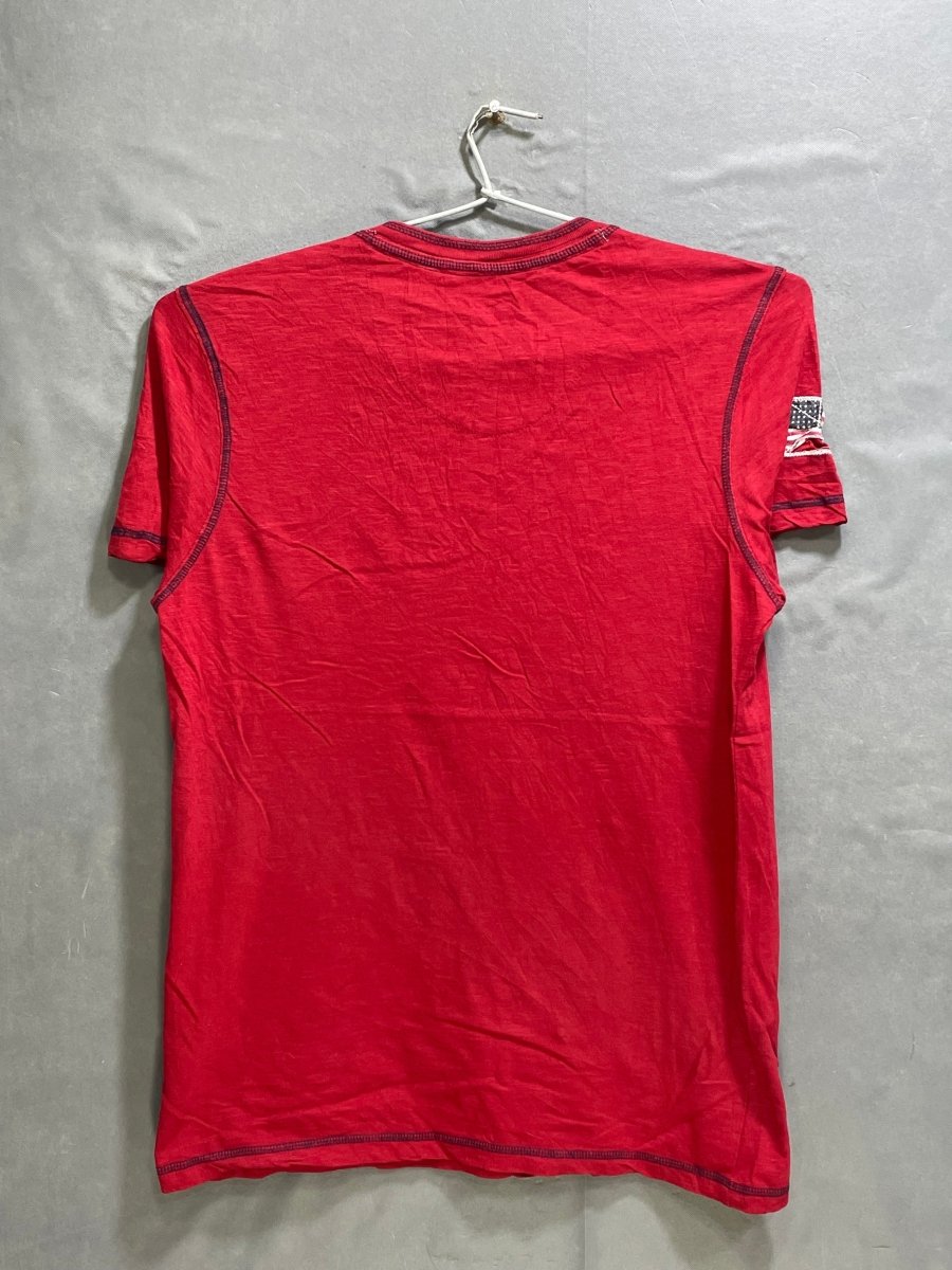 Lee Red Cotton T Shirt For Men M - Preloved Labels