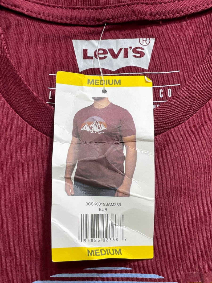 Levi's Maroon Cotton T Shirt For Men M - Preloved Labels